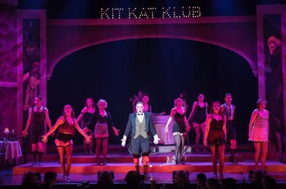 Cabaret-Wilkkommen.jpg